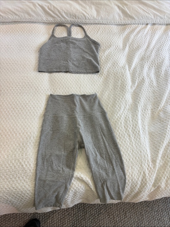 Beyond Yoga Pants - Beyond Yoga - Cropped Tank & High-Waist capri Leggings